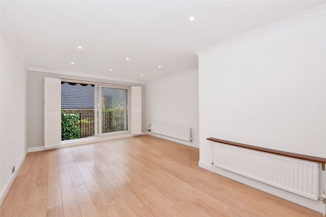 90, Fountain Gardens, Berkshire photo 2