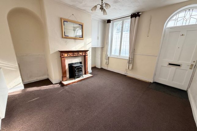 15, Dove Street, Shipley photo 2