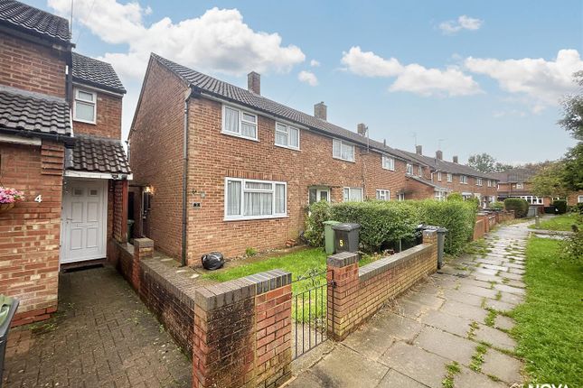 2-bed house on 5, Briar Close, Luton, £1,300/mo