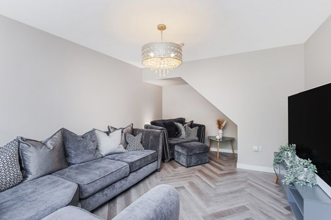 134B,, Hawkhead Road, Renfrewshire photo 3