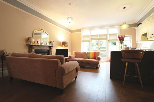 Flat 4 Wellesley House 26-28, Walmer Castle Road, Deal photo 2