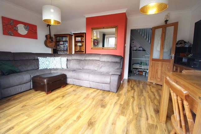 15, Dynes Place, Moggerhanger photo 4