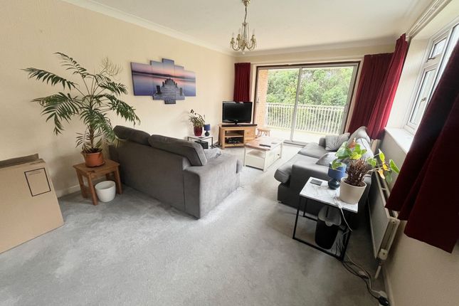Flat 21, Poole photo 3
