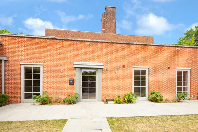 4, The Old Power Station, Caversfield photo 2