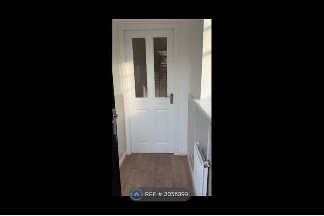 Lavington Avenue, Cheadle photo 3