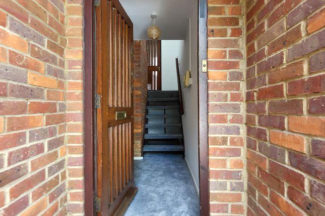 Thumbnail Flat to rent in Park Avenue, Watford