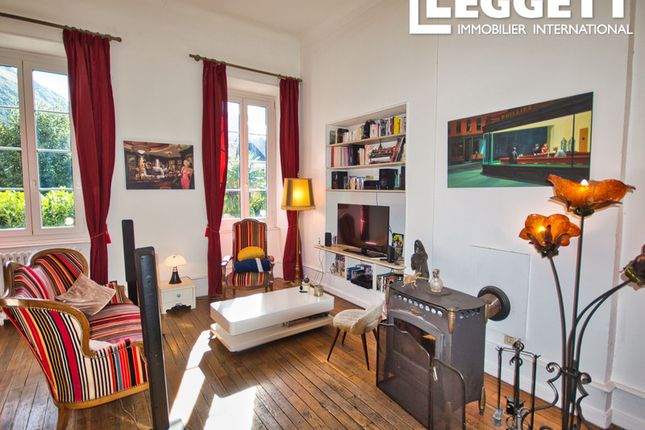 Thumbnail Apartment for sale in Argelès-Gazost, Hautes-Pyrénées, Occitanie
