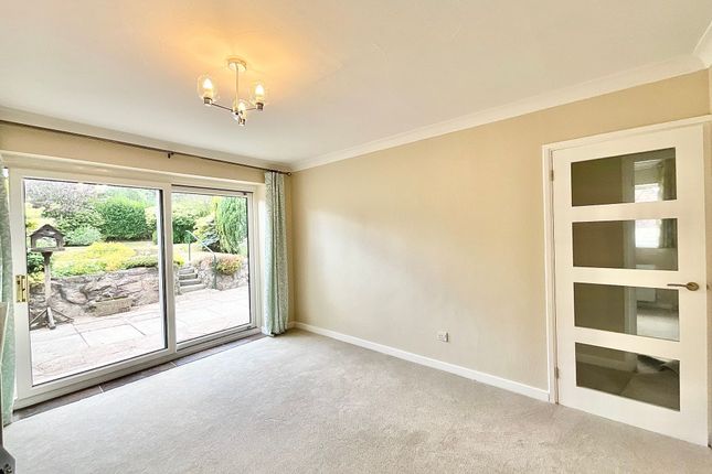 46 Moss Park Avenue, Stoke-On-Trent photo 3