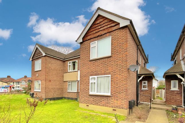 Maisonette for sale in Millbrook Gardens, Chadwell Heath