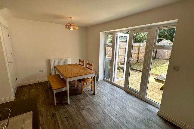 20, Village Way, Hereford photo 4
