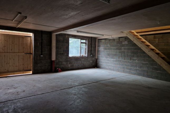 Unit 4 Wharf Industrial Estate, Eardisley, Hereford, Herefordshire, HR3 6NS photo 5