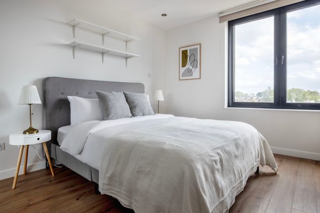 Queen Size Bed