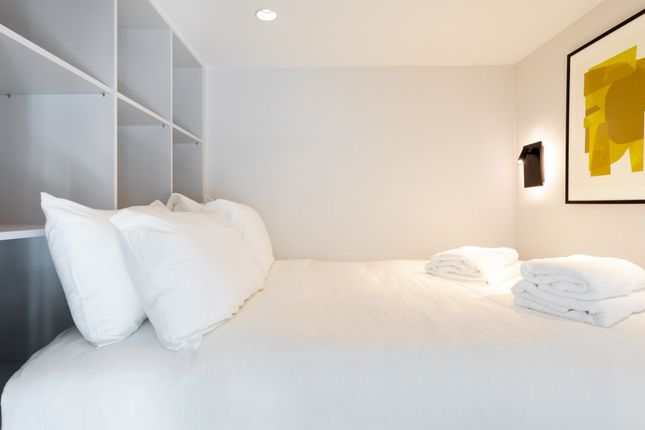 Flat Flat 6, 25, Coleherne Road, London photo 4