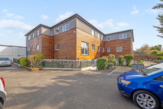 Flat 16, Ruxley House, 550B, London Road, Sutton photo 3