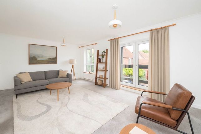 4 Temple Mews, Stour Street, Canterbury photo 2
