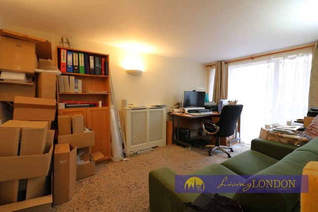 46, Gascoigne Close, London photo 3