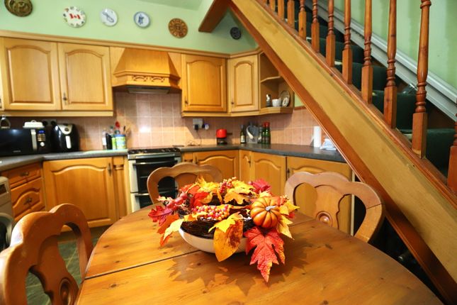 10, Broad Oak Terrace, Bury photo 3