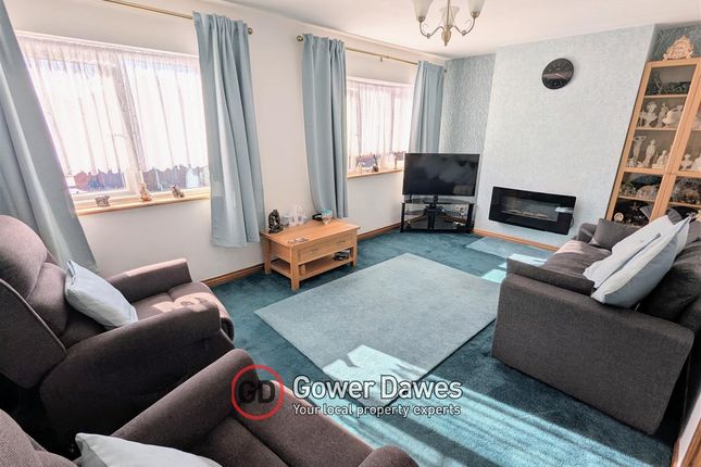 120, Godman Road, Chadwell St.Mary photo 3