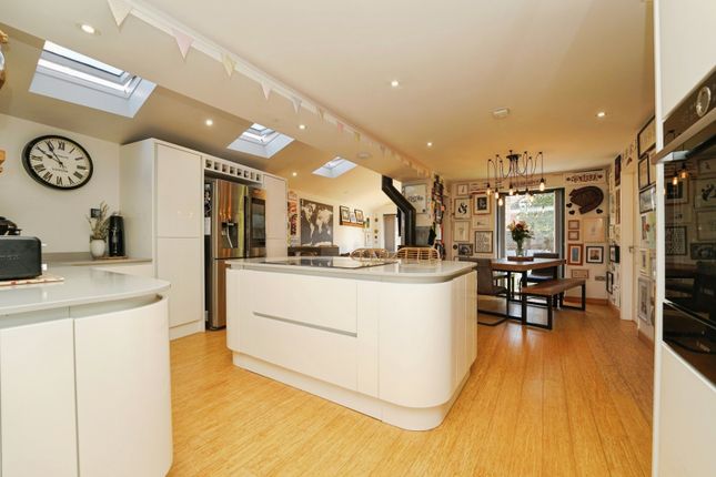 66, Lyneham Drive, Gloucester photo 4
