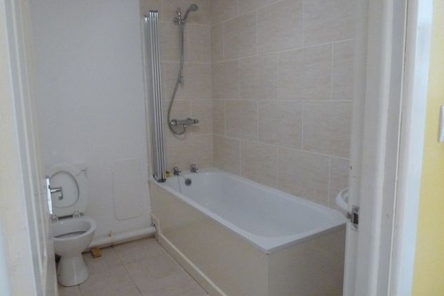 90, a Stepney Street, Swansea photo 3