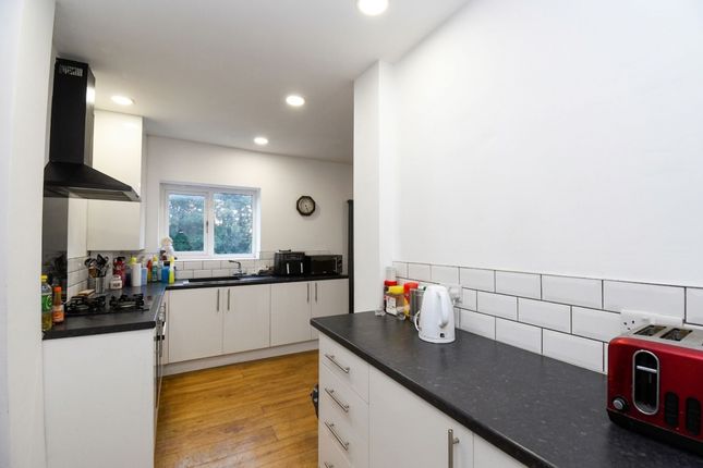 52 Kingsway Park, Manchester photo 4