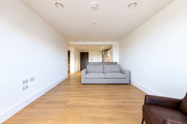 Flat 44, 57 Kingsland High Street, London photo 3