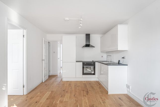 32, Bren Court, Enfield photo 3