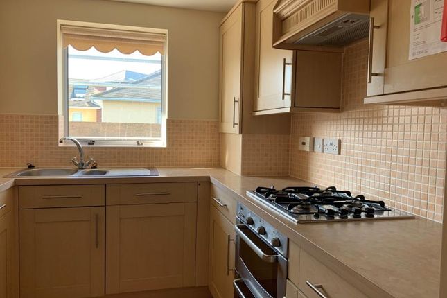 9, Halyard Place, Minehead photo 2