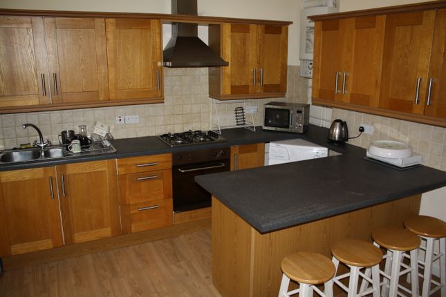 Thumbnail Flat to rent in Davenport Avenue, Withington