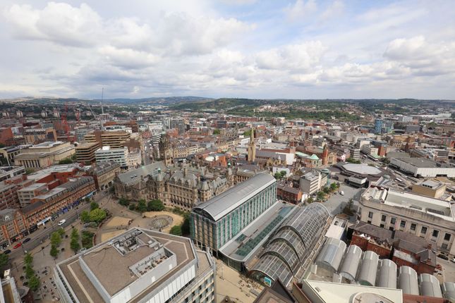 Apt 302, City Lofts St. Pauls, Sheffield photo 3