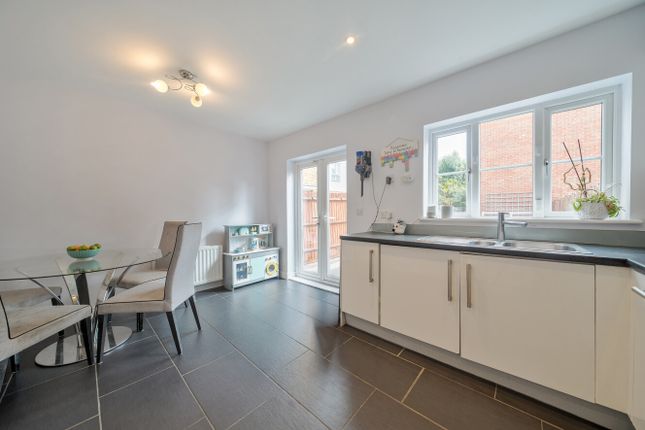 20, Headingley Drive, Kent photo 4