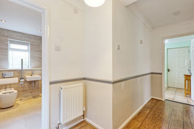 7, Springfield Road, Billericay photo 4