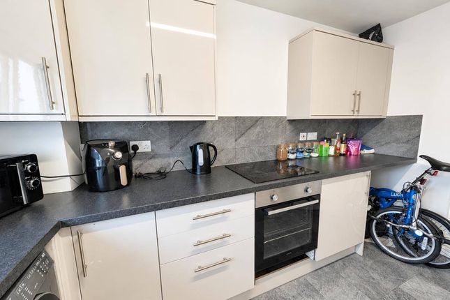 40 TYLER HOUSE, SIDNEY ROAD, LONDON, LONDON photo 4