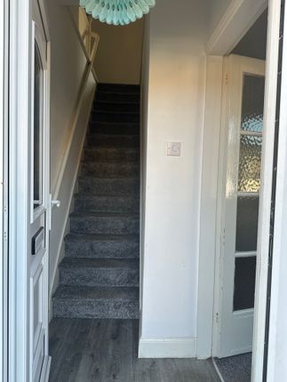 7, Abbey drive , Leicester photo 3