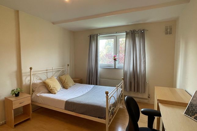 200, Tooting Bec Road, London photo 4