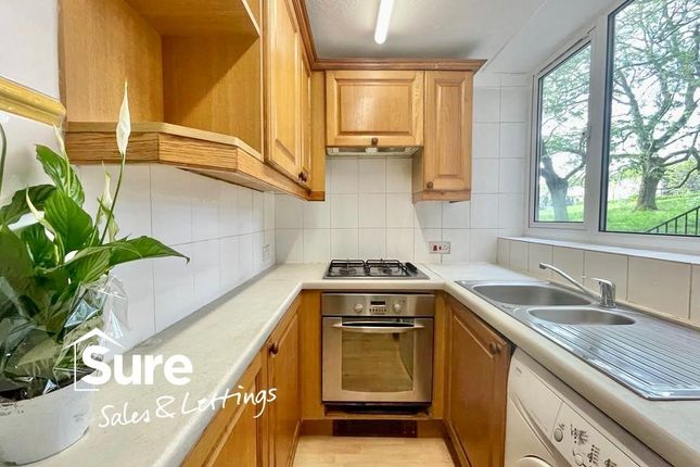 86, Wood View, Hemel Hempstead photo 2
