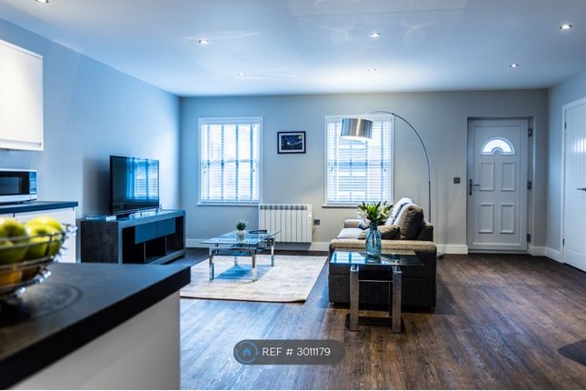 1-bed flat on A, Charnwood Court Old Town Newport St, Swindon, £1,150/mo