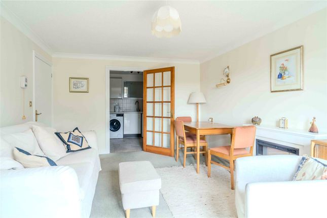 Flat 1, Pegasus Court,, Station Road, Broadway photo 4