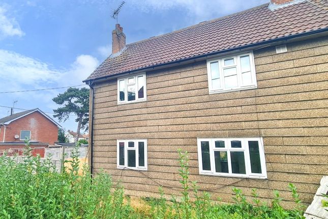 3-bed semi-detached on 5, The Close, Holt, £60,000