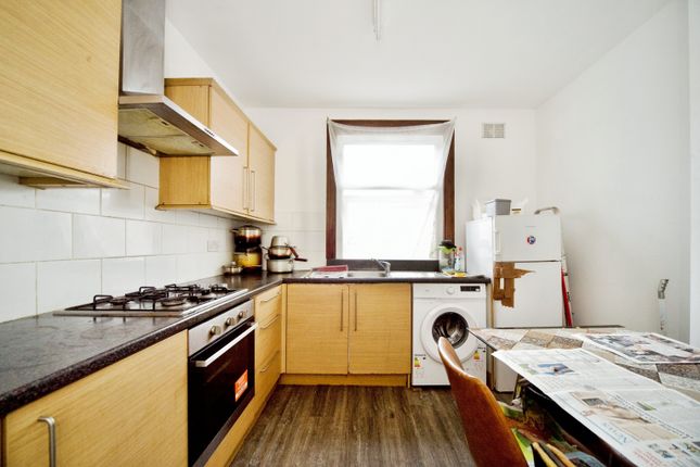 37b, Cranleigh Road, London photo 4