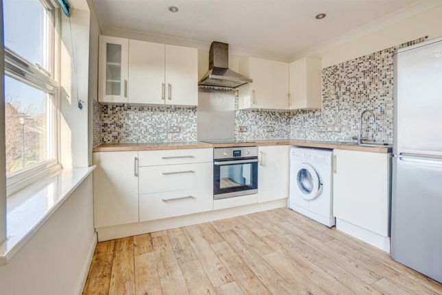 30, Oakfields Road, Nottingham photo 2