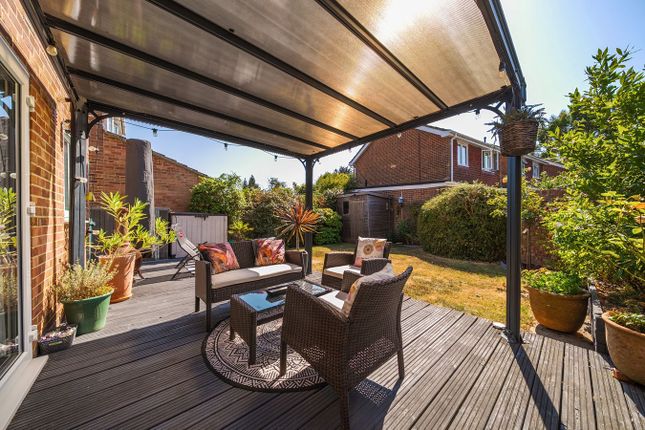 3, Stanford Rise, Lymington photo 4