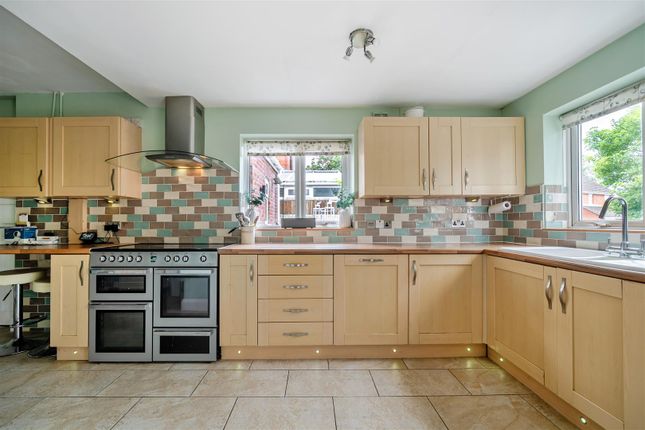 80, Leigh Road, Westbury photo 4