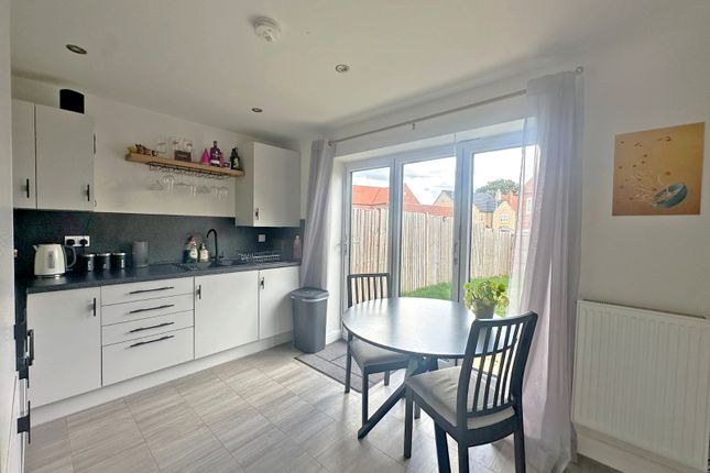 2-bed terraced on Chambers Avenue, East Riding of Yorkshi, £1,100/mo