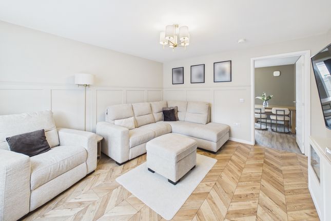 5, Harfield Drive, Glasgow photo 2