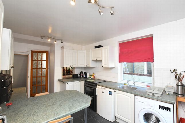 Terraced house for sale in Beaconsfield Avenue, Dover