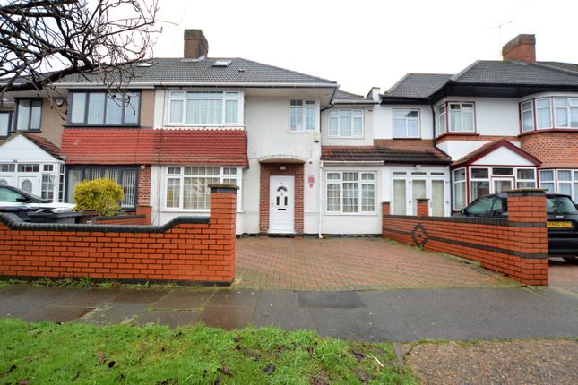 Thumbnail Semi-detached house for sale in Crosslands Avenue, Southall