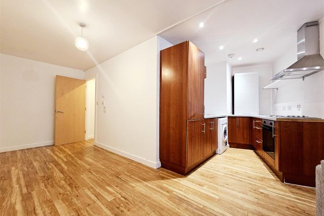 Flat to rent in Withy Grove, Manchester