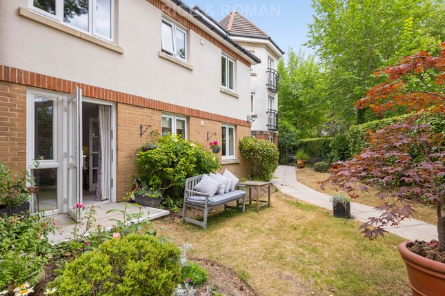 5 Delacy Court, Queens Road, Sutton photo 2