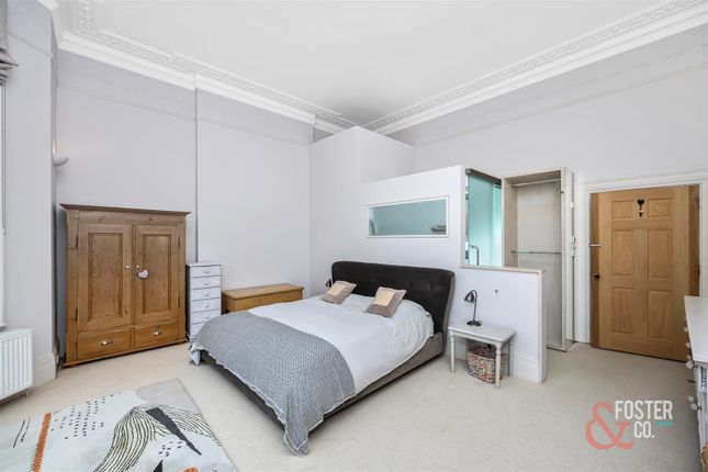 Flat to rent in First Avenue, Hove